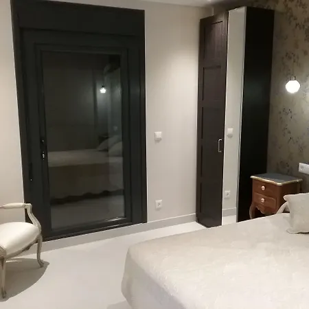 Patios De 3* Сантандер