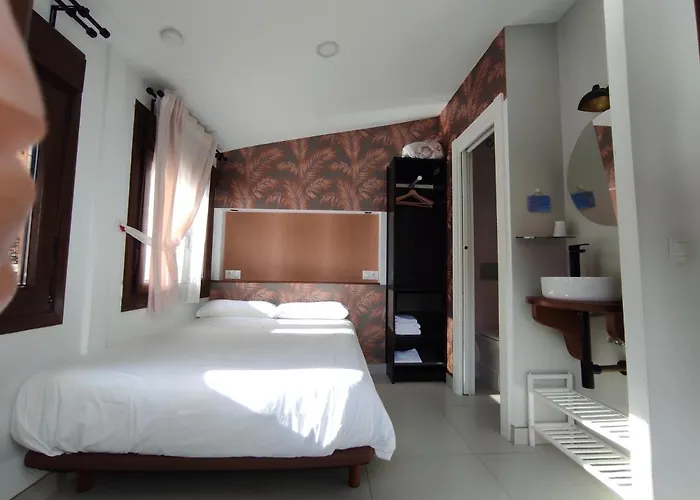 Patios De 3* 桑坦德