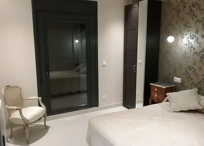 Patios De 3* 桑坦德