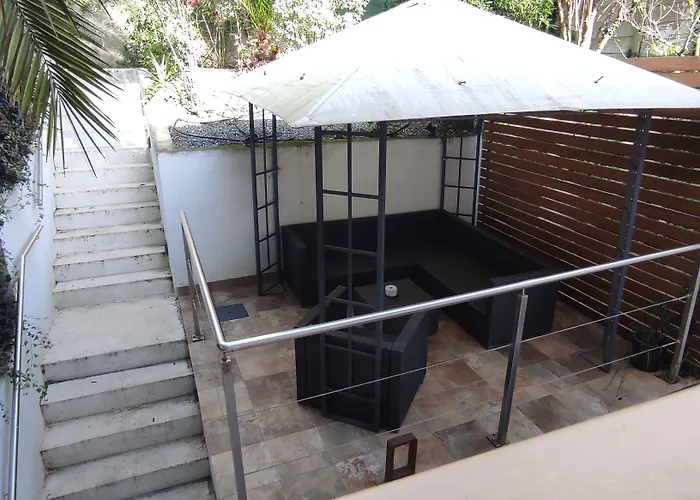 Patios De Pensión Santander